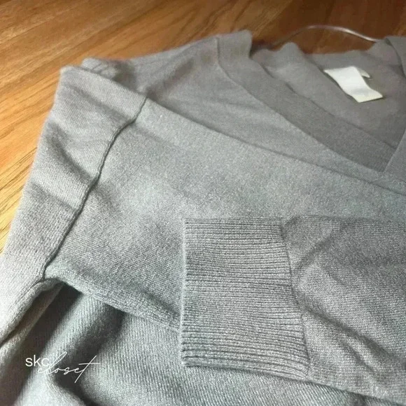 ADY P Women's Taupe Long-Sleeve, V-Neck, Fanny Sweater, L - Picture 6 of 14